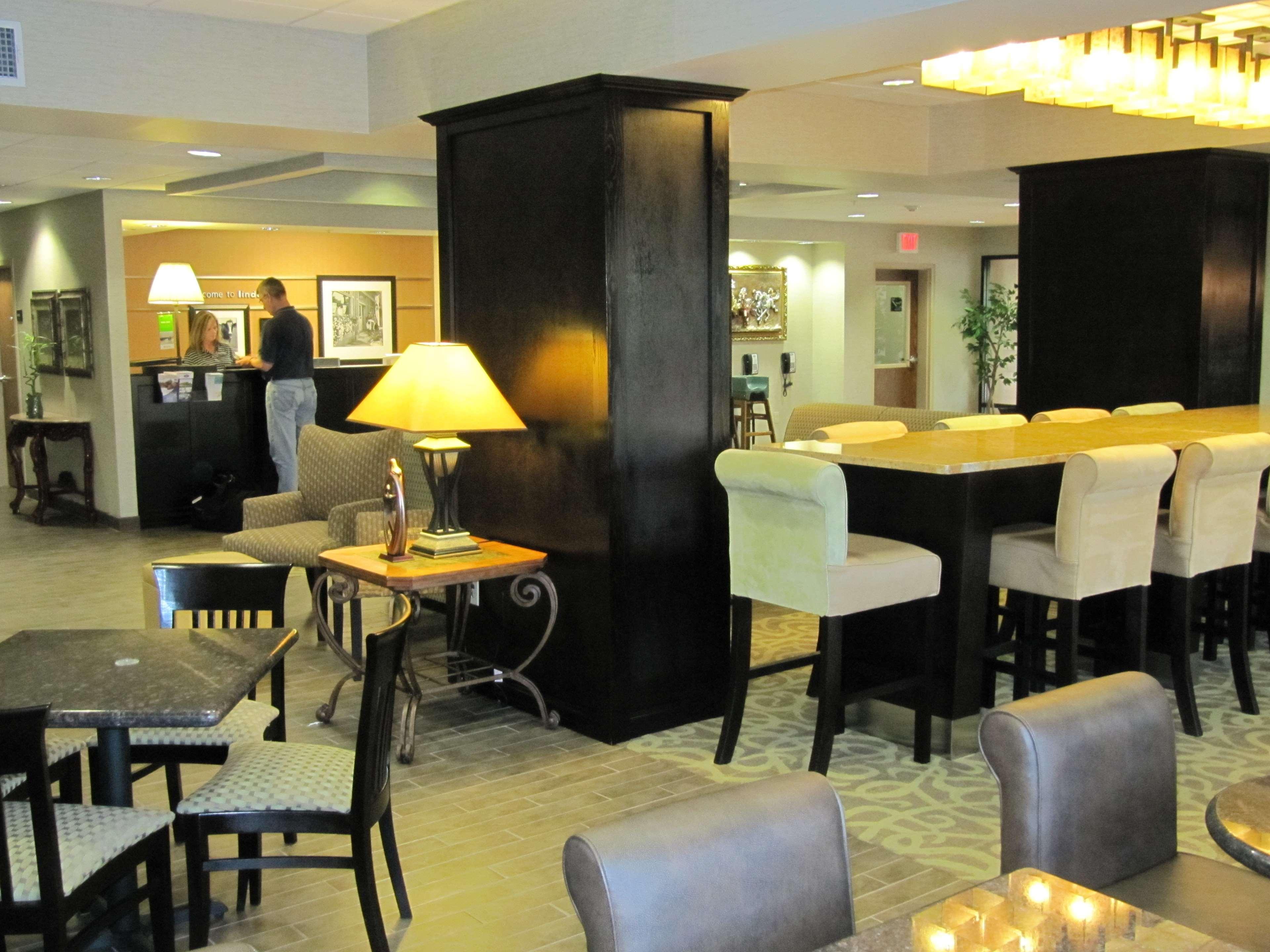 Hampton Inn Lindale/Tyler Bagian luar foto