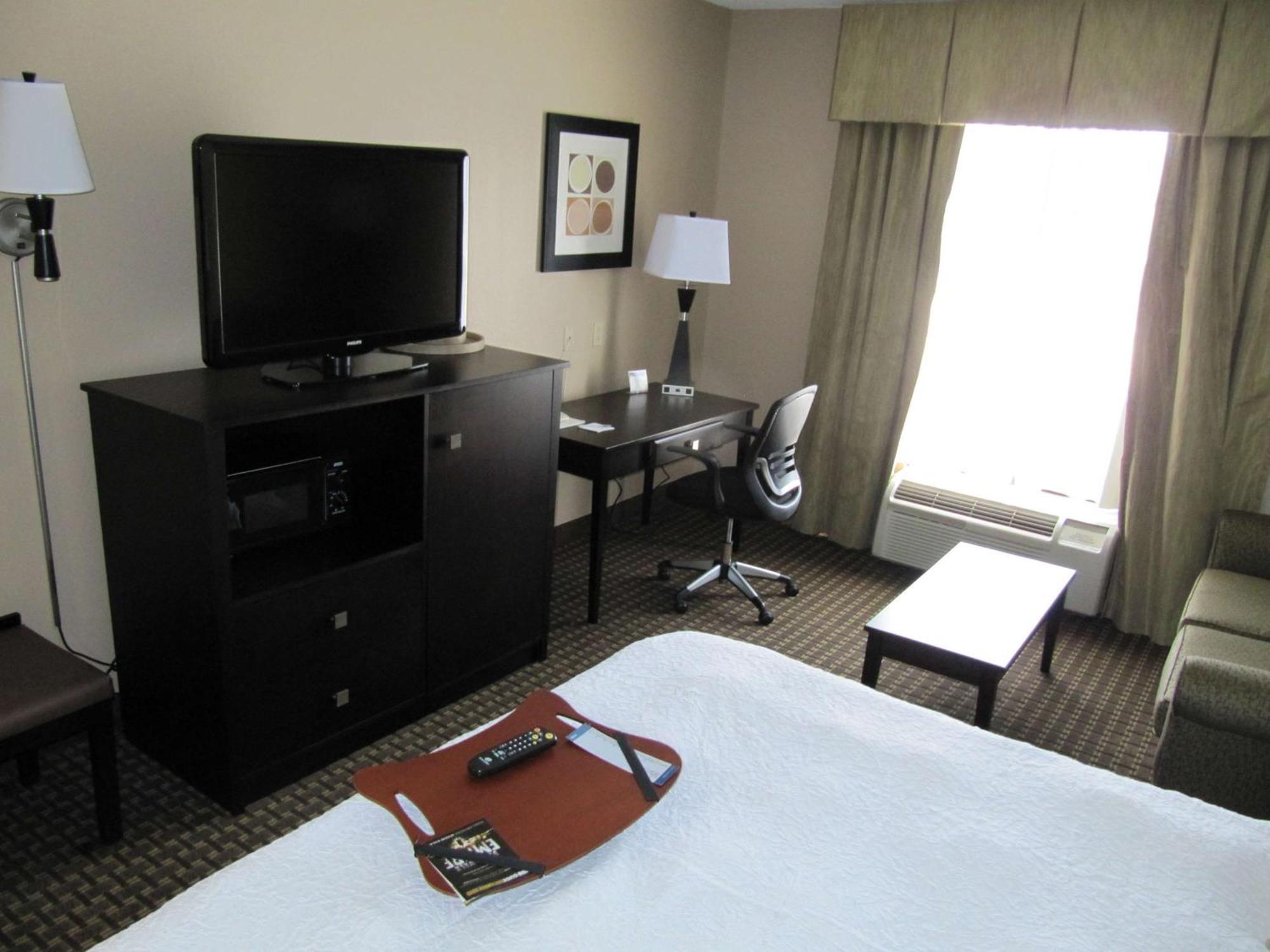 Hampton Inn Lindale/Tyler Bagian luar foto